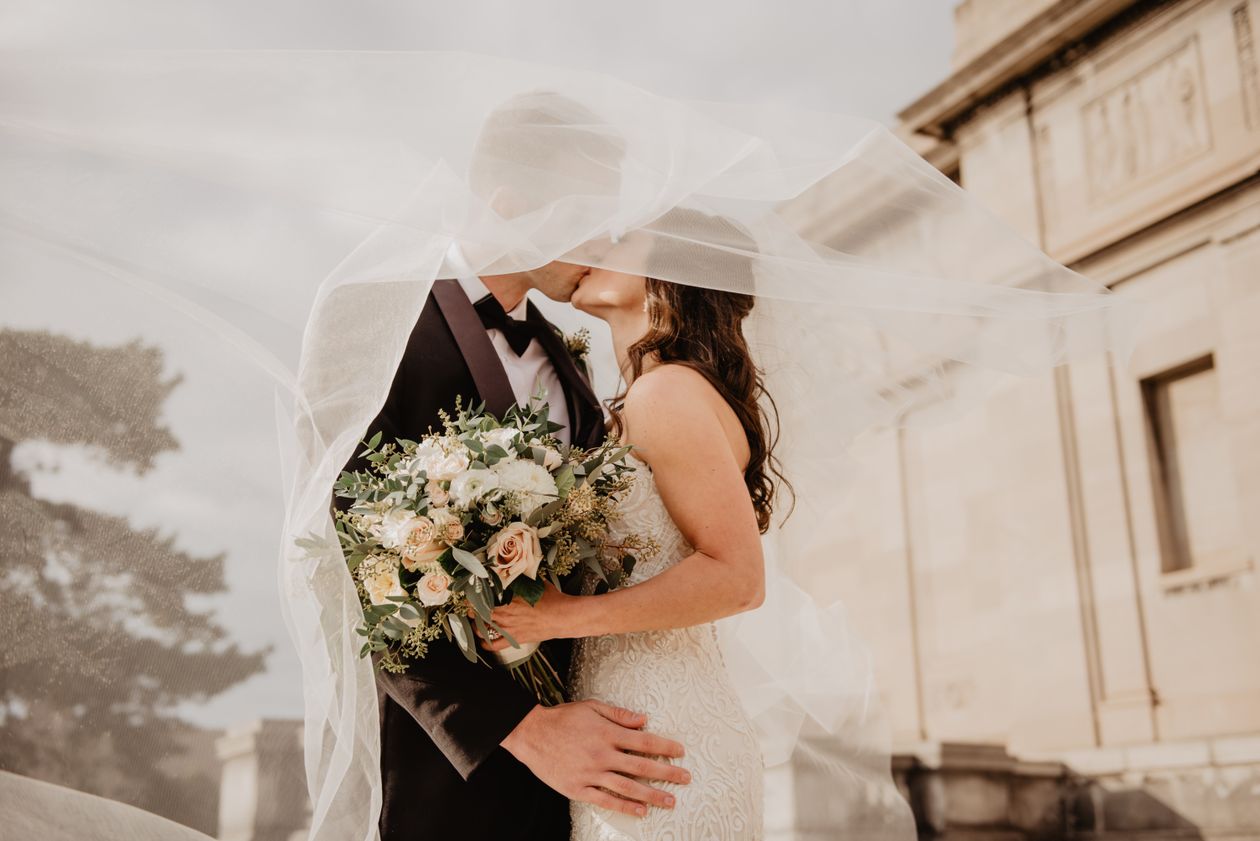 The Art of Natural Light in Wedding Photography